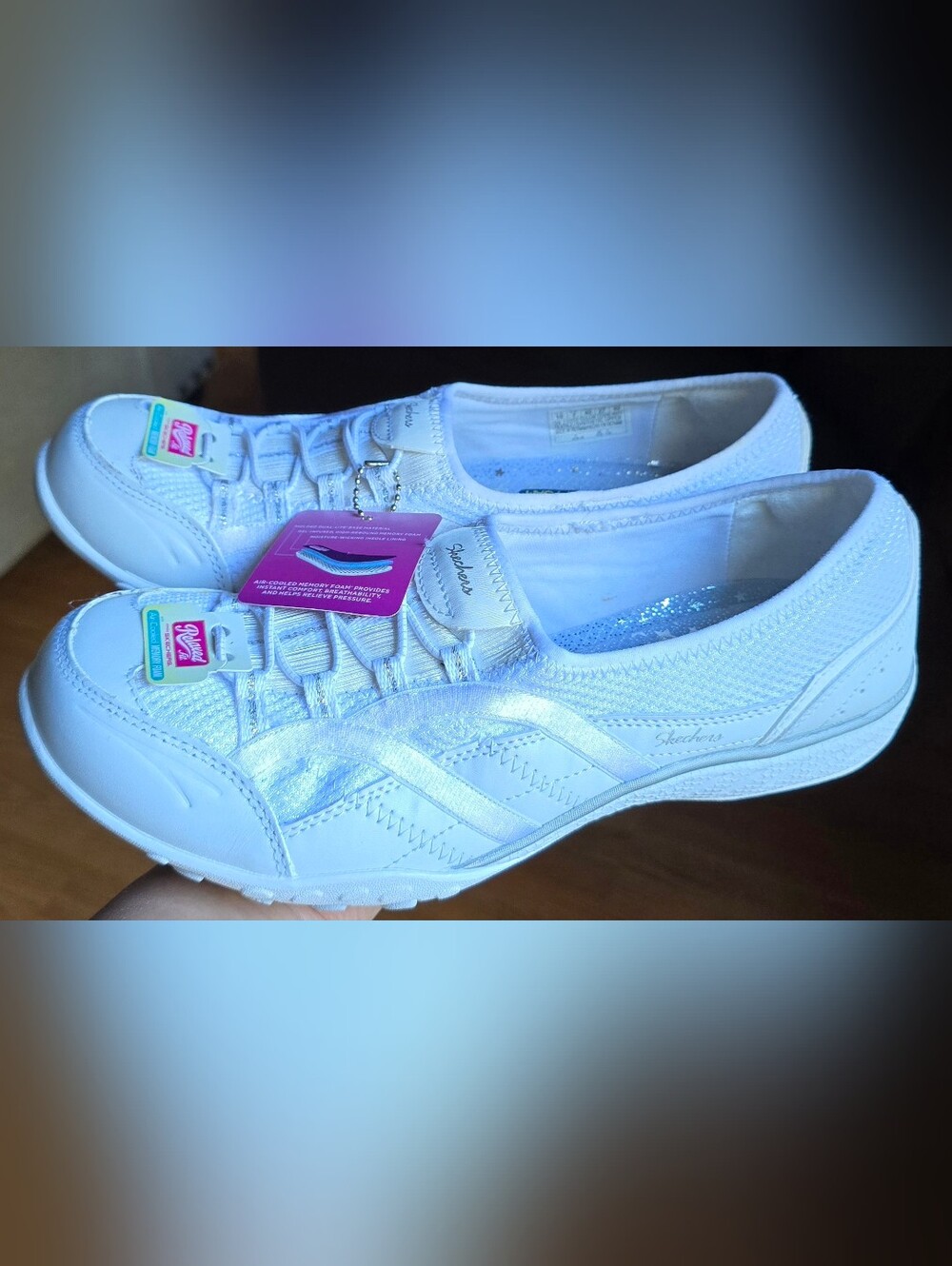 Women's Sz 10 SKECHERS BREATH EASY RELAXED FIT Slip-on Shoes